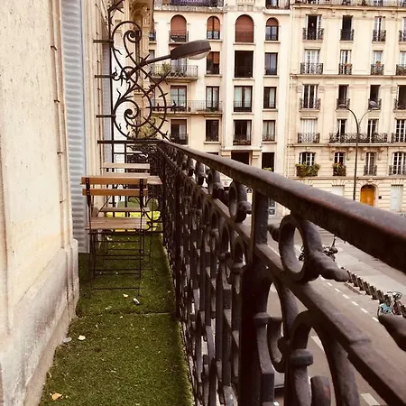 Apartment Entre Montmartre Et Batignolles